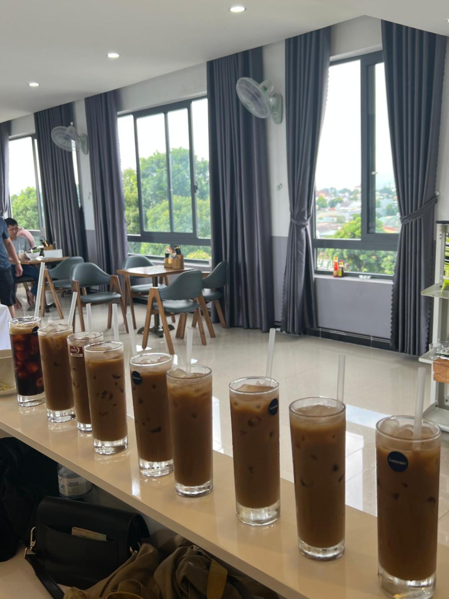 Thanh Thu 1 Hotel Kon Tum Buitenkant foto